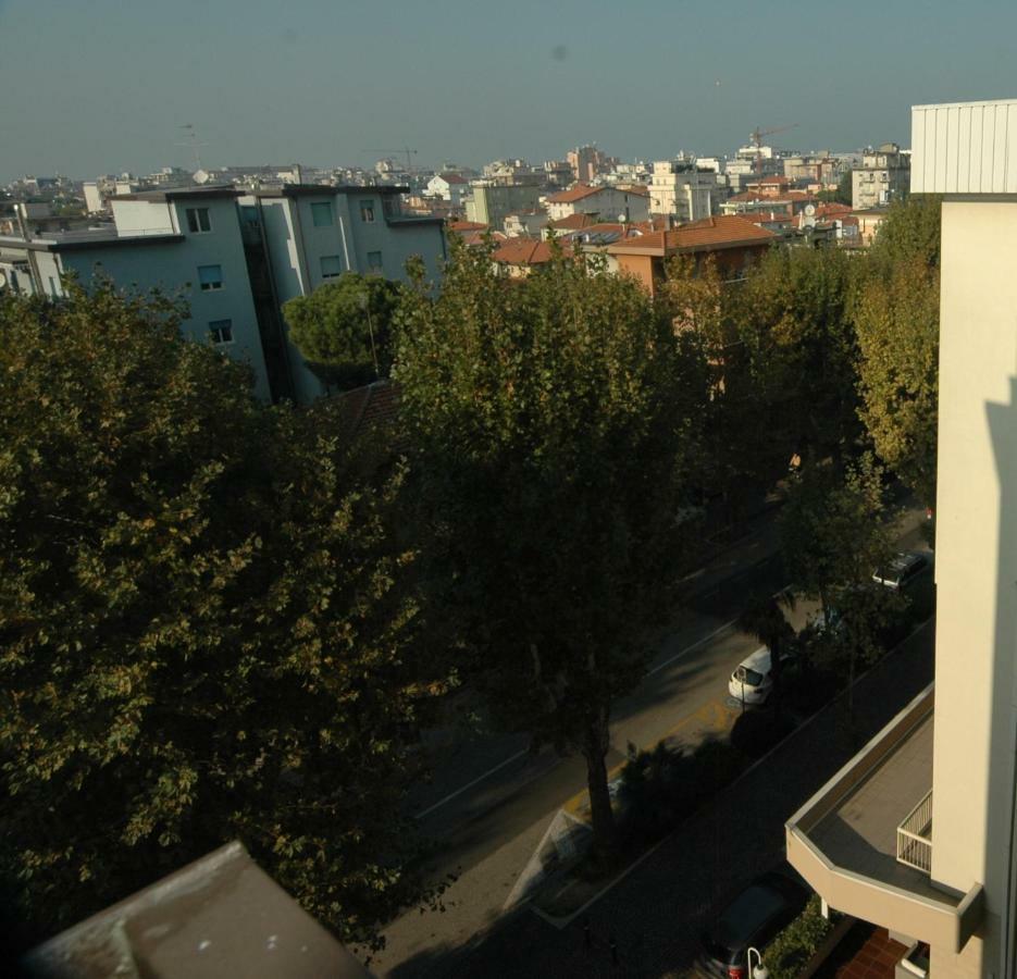 Casa Rosa Διαμέρισμα Ρίμινι Εξωτερικό φωτογραφία